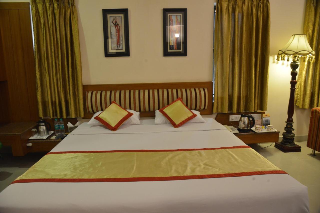 Pai Vista, Kr Road Hotel Бангалор Екстериор снимка