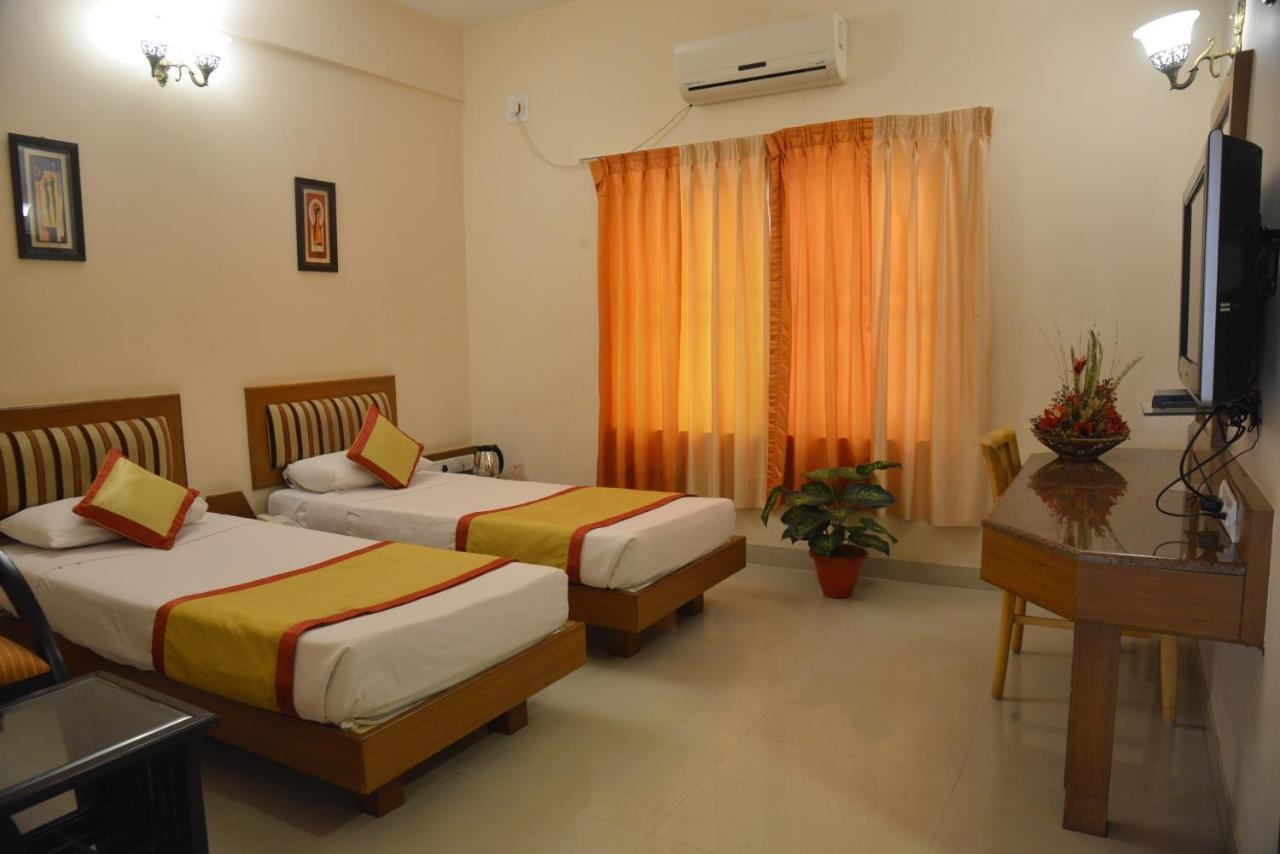 Pai Vista, Kr Road Hotel Бангалор Екстериор снимка