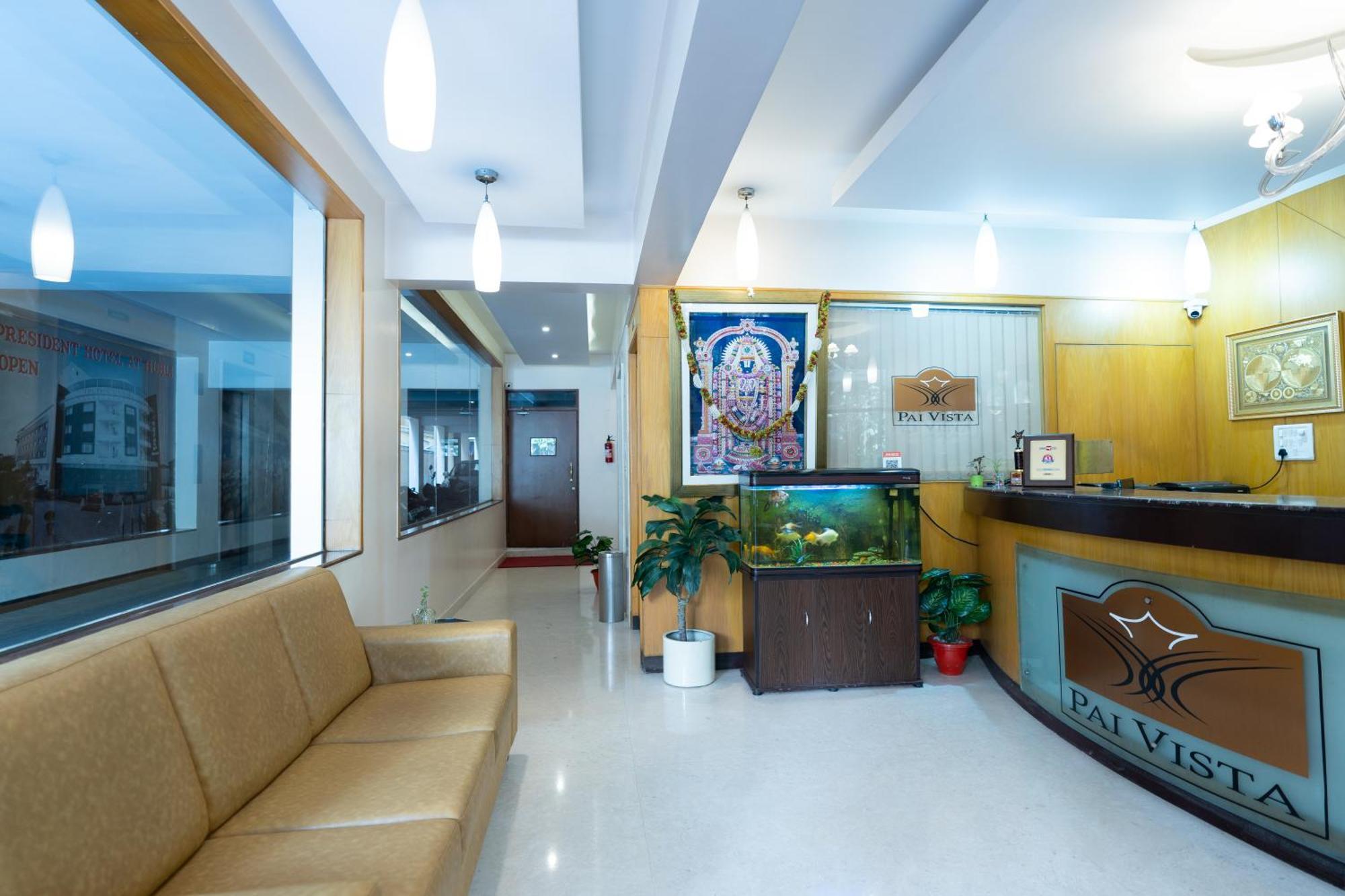 Pai Vista, Kr Road Hotel Бангалор Екстериор снимка