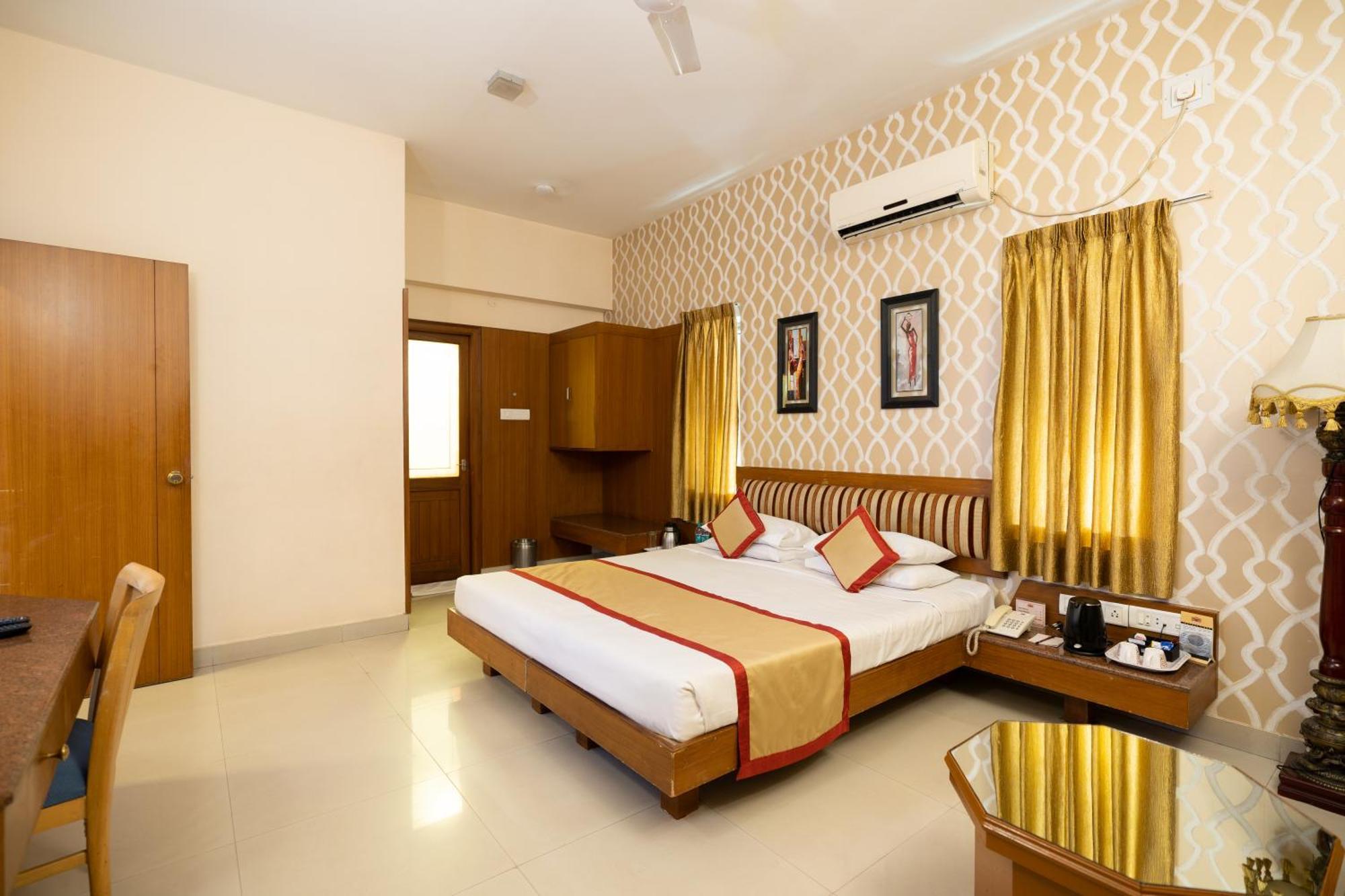 Pai Vista, Kr Road Hotel Бангалор Екстериор снимка